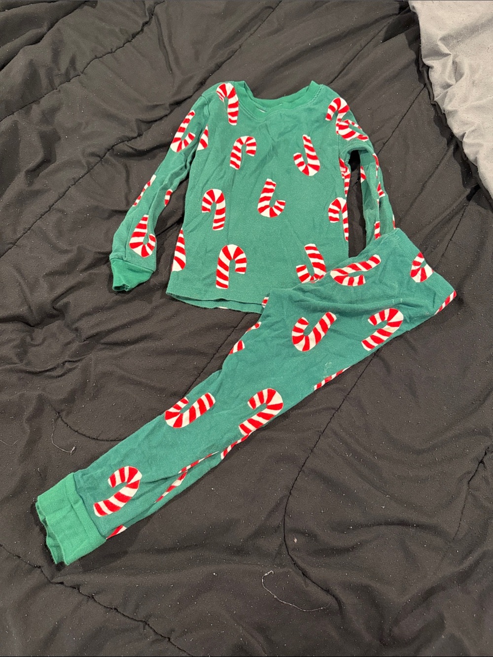 Carters size 5t kids Green Candy Cane Print Pajama Set Christmas pjs